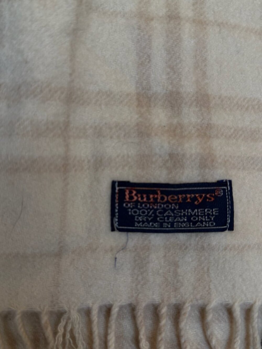 Burberry cashmere scarf